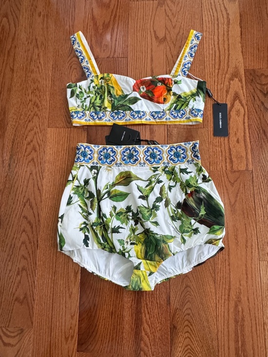 Dolce & Gabbana Other - Dolce & Gabbana Floral Print Short Set. 44/8, 46/10. Brand new with the tags.